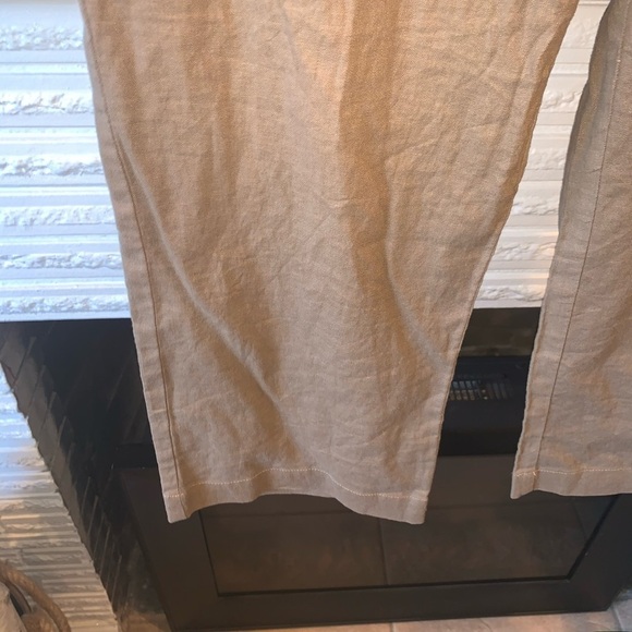 BCBGMaxAzria Cropped Wide leg Tan Linen Pants Mid Rise size 6 - Picture 3 of 8